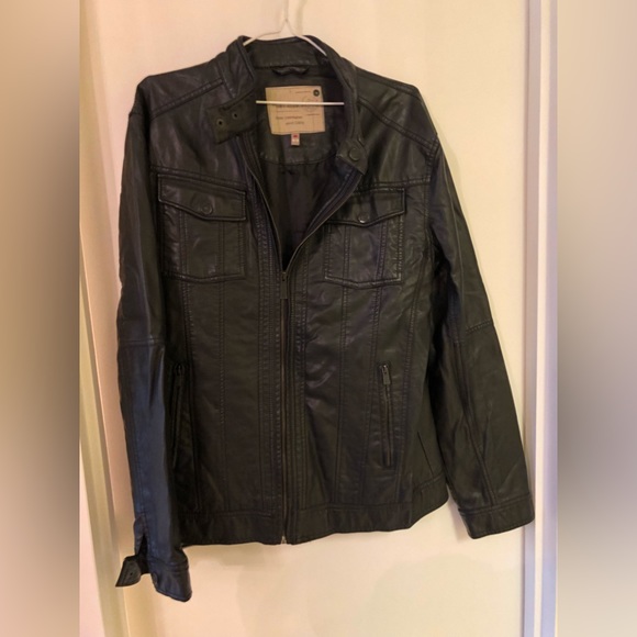 Men’s leather jacket almost brand new . - Picture 2 of 2